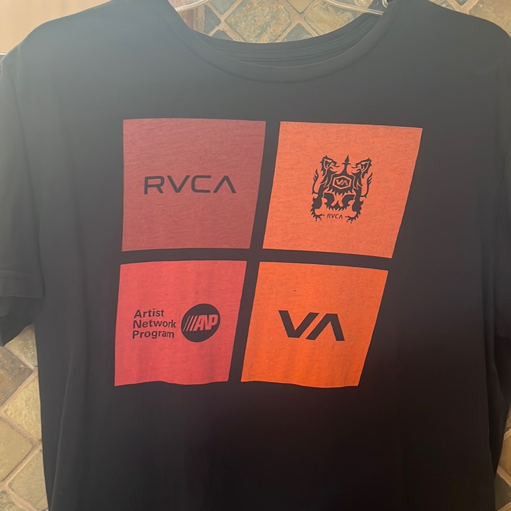 RVCA t-shirt Size: Large